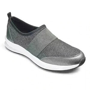 Heavenly Soles Slip On Silver Comfort Leisure Shoes WF060 Sz 10 US, 8 UK